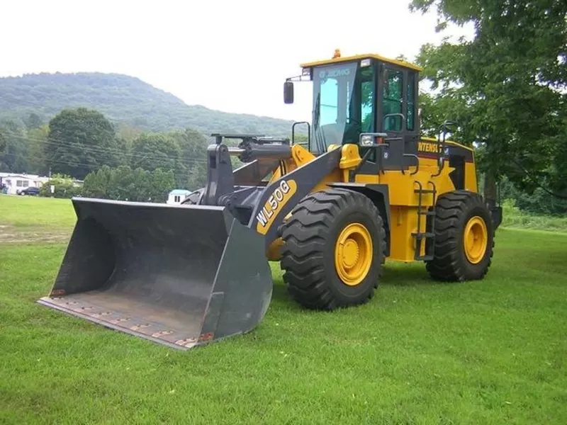 Аренда спецтехники  Алматы и Алматинская  область 