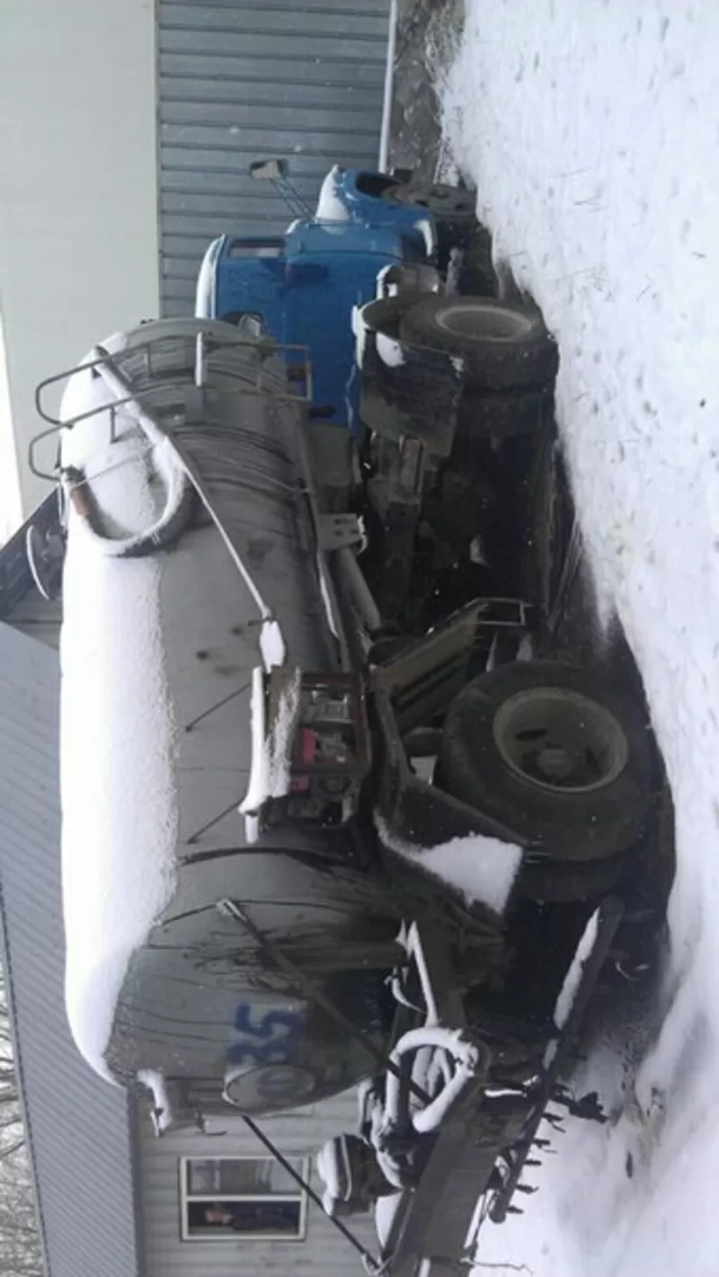 Продам гудронатор и каток 5