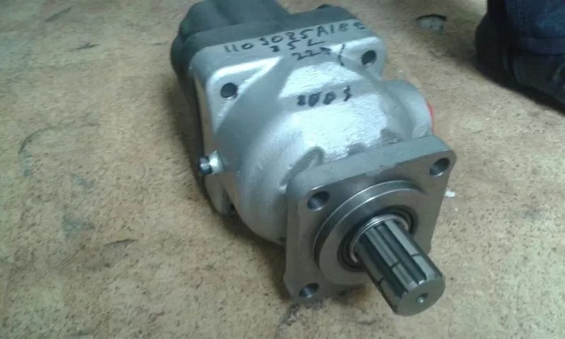 Продаю насосы, раздатки, клапана 3