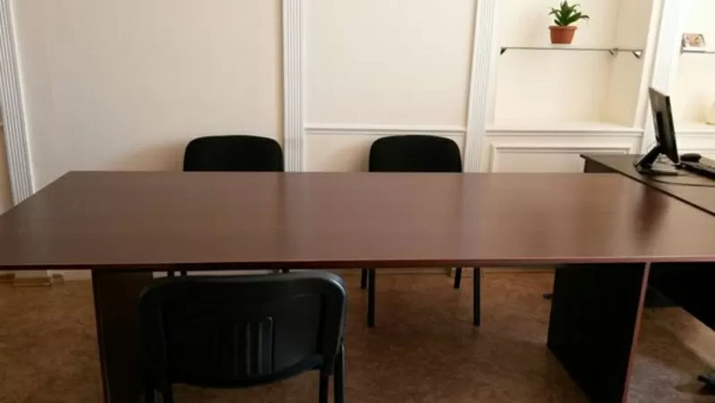 Продам стол для переговоров 2
