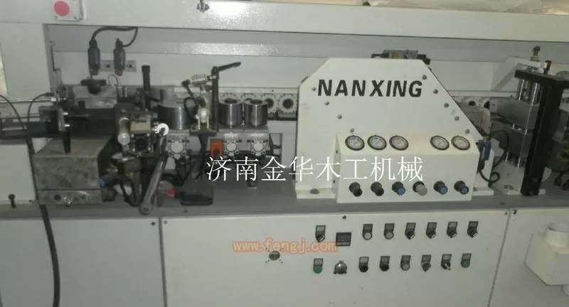 Кромкооблицовочный станок Nanxing NB5 7
