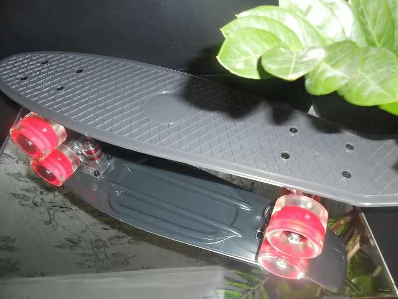 Пенни Борд Pennyboard со светящимися колесами 4