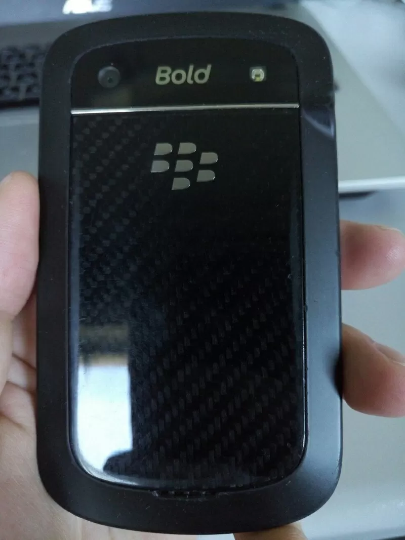 BlackBerry 9930 Bold 3