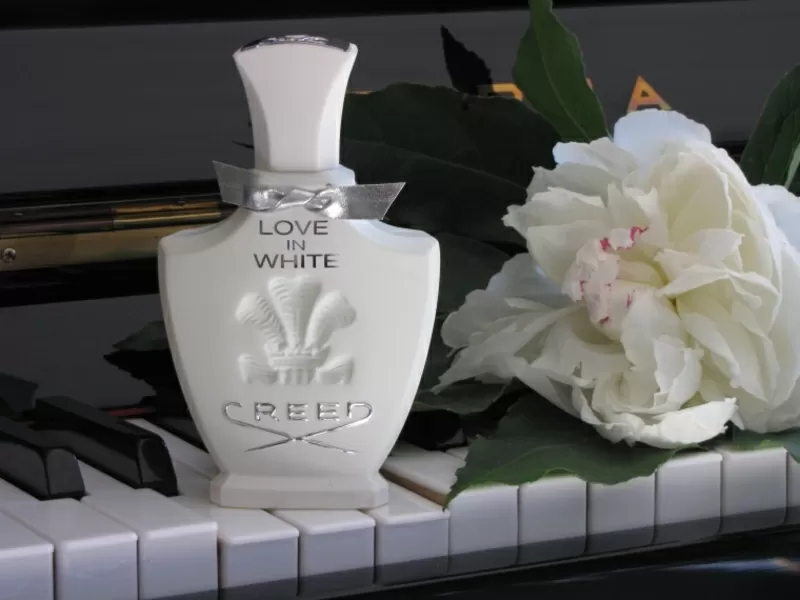 Creed Love in White - аромат прекрасной женщины