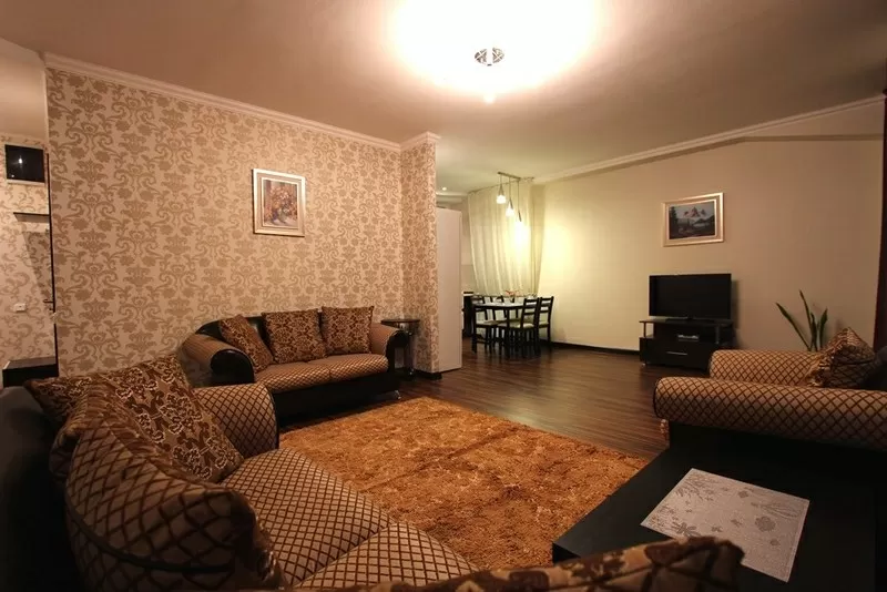 Чистая и красивая 2-х комнатная квартира в элитном районе г. Алматы 2
