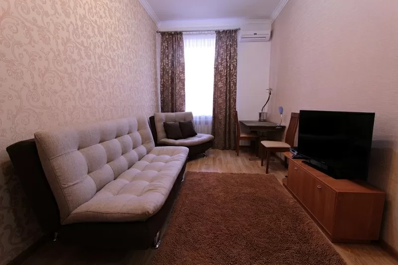 Красивая,  чистая и уютная 2х комнатная квартира в центре города Алматы 7