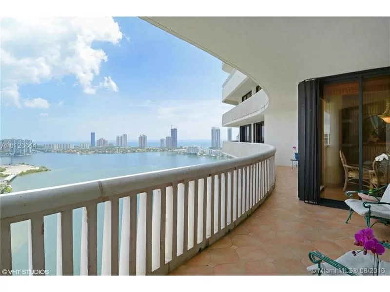 Великолепные аппартаменты на 29 этаже Майами 3