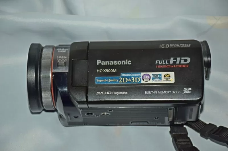 Видеокамера Panasonic HC-X900M 3