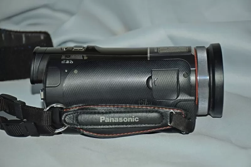 Видеокамера Panasonic HC-X900M 4