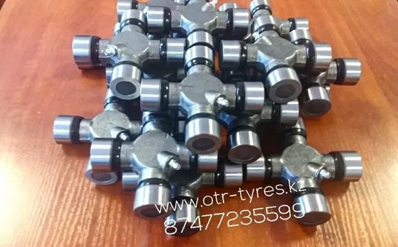 Крестовина 30*106 на экскаватор погрузчик