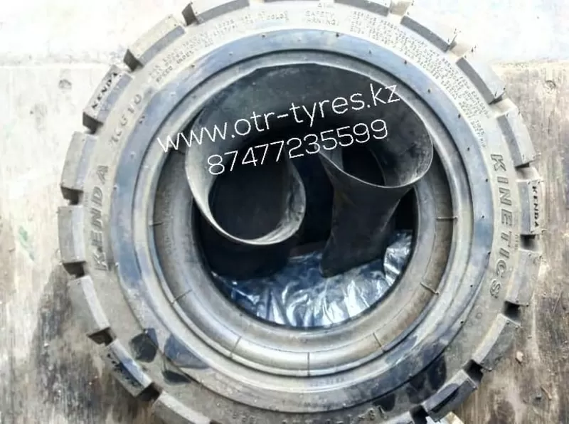 Шинокомплект Kenda 18×7-8 на вилочный погрузчик 3