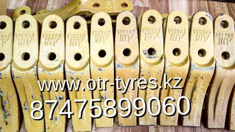 Коронки на экскаватор погрузчик Кат 428,  432,  444