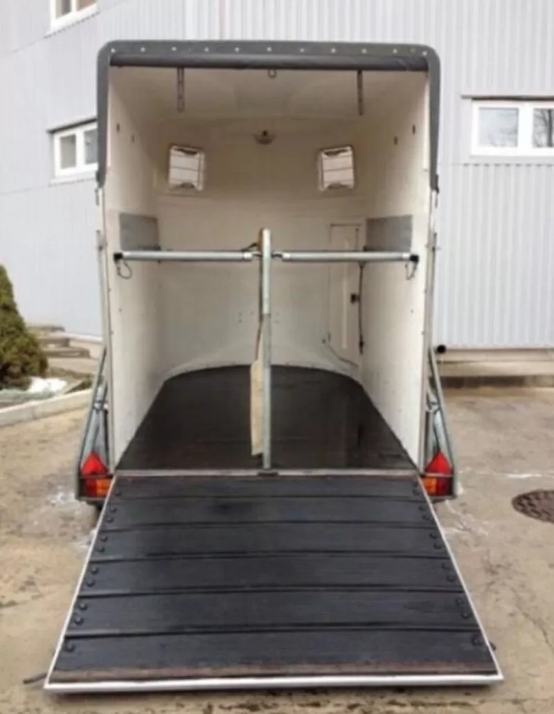 кареты,  коневоз