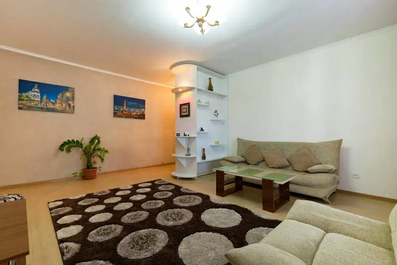Чистая,  комфортная квартира в Алматы,  3 комнаты,  пр. Аль-Фараби,  д. 26 2