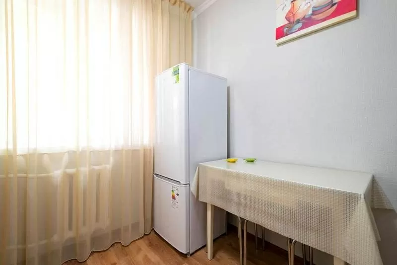 Комфортная и чистая 1-комнатная квартира в центре Алматы,  пр. Абая,  д. 59,  уг. ул. Наурызбай батыра 6