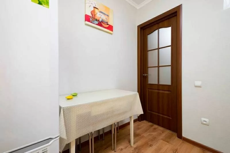 Комфортная и чистая 1-комнатная квартира в центре Алматы,  пр. Абая,  д. 59,  уг. ул. Наурызбай батыра 7