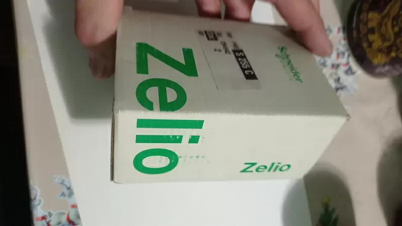Контроллер Schneider ZELIO SR2 B201BD 2