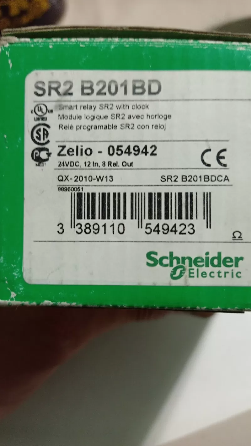 Контроллер Schneider ZELIO SR2 B201BD 3