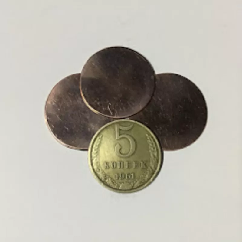5 коп 1961 год  и медные жетоны