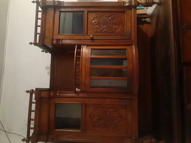 Старинный антикварный кухонный шкаф. 3