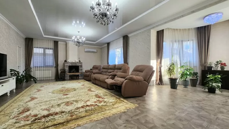 Продам шикарный дом,  мкр. Баганадыш,  313 кв.м участок ровный,  ИЖС 4