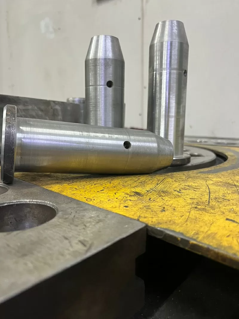 Секционные пальцы башенного крана