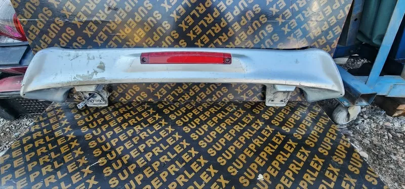 Спойлер на  Toyota  Hilux Surf 185