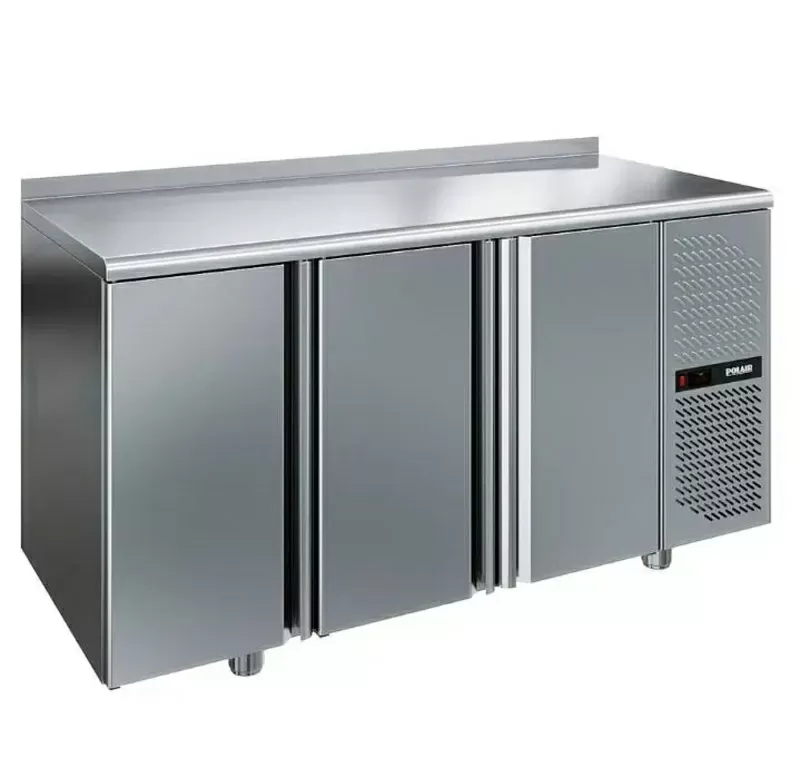 Холодильный стол POLAIR TM3-G с бортом. Объем 400 л Рабочая поверхност