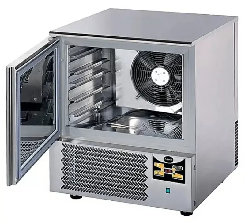 Шкаф шоковой заморозки Apach SH05. Холодильный агрегат встроенный Темп