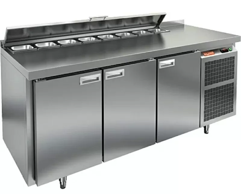 Стол для салатов HICOLD SL2-111GN (на заказ) используется на предприя