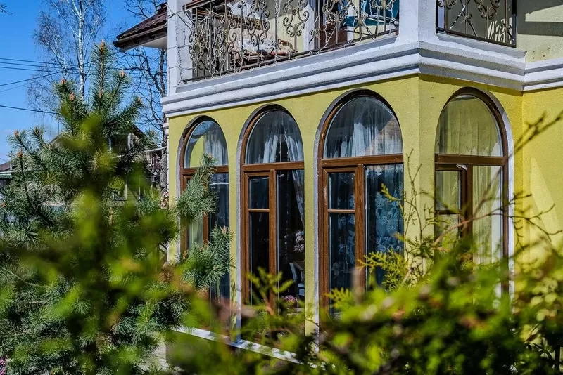 В срочной продаже Дом «Дыхание Барокко» . С ремонтом и мебелью.