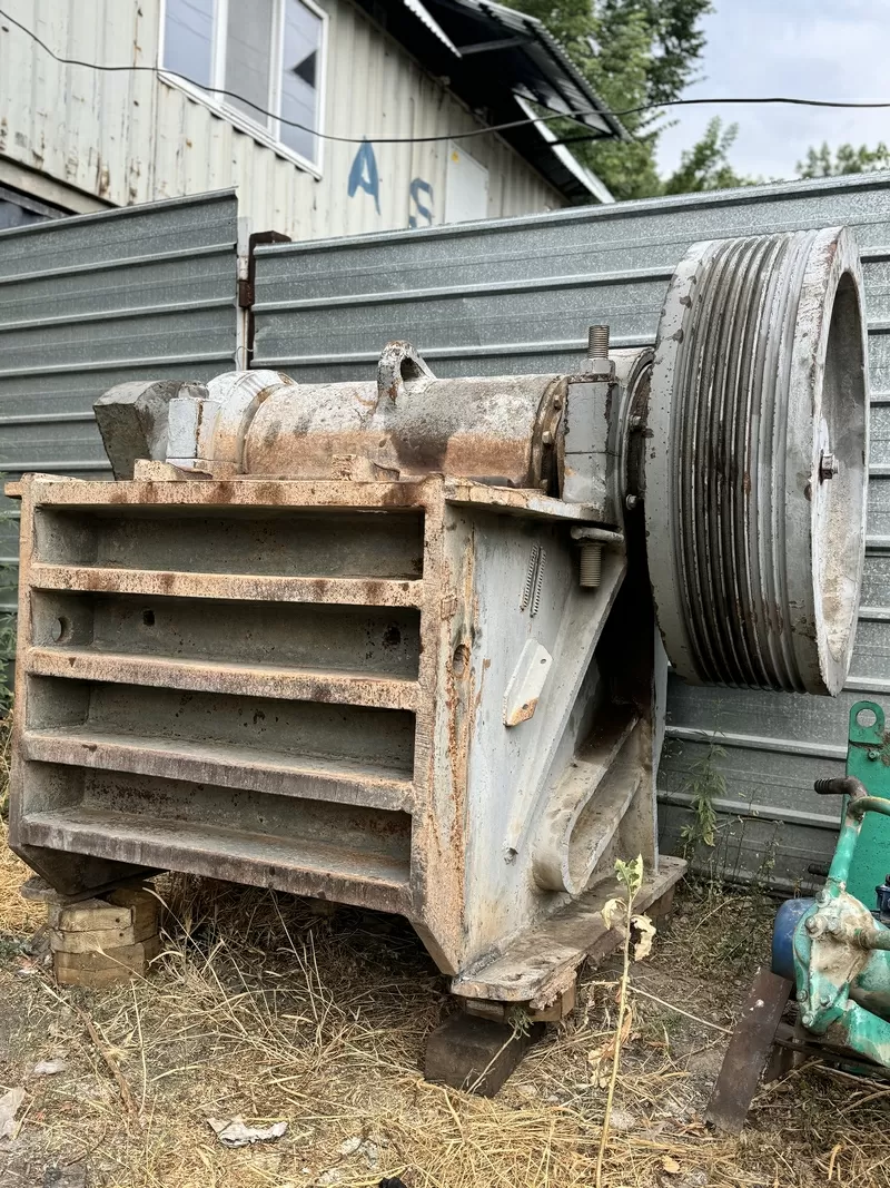 Щековая дробилка СМД-108. 2