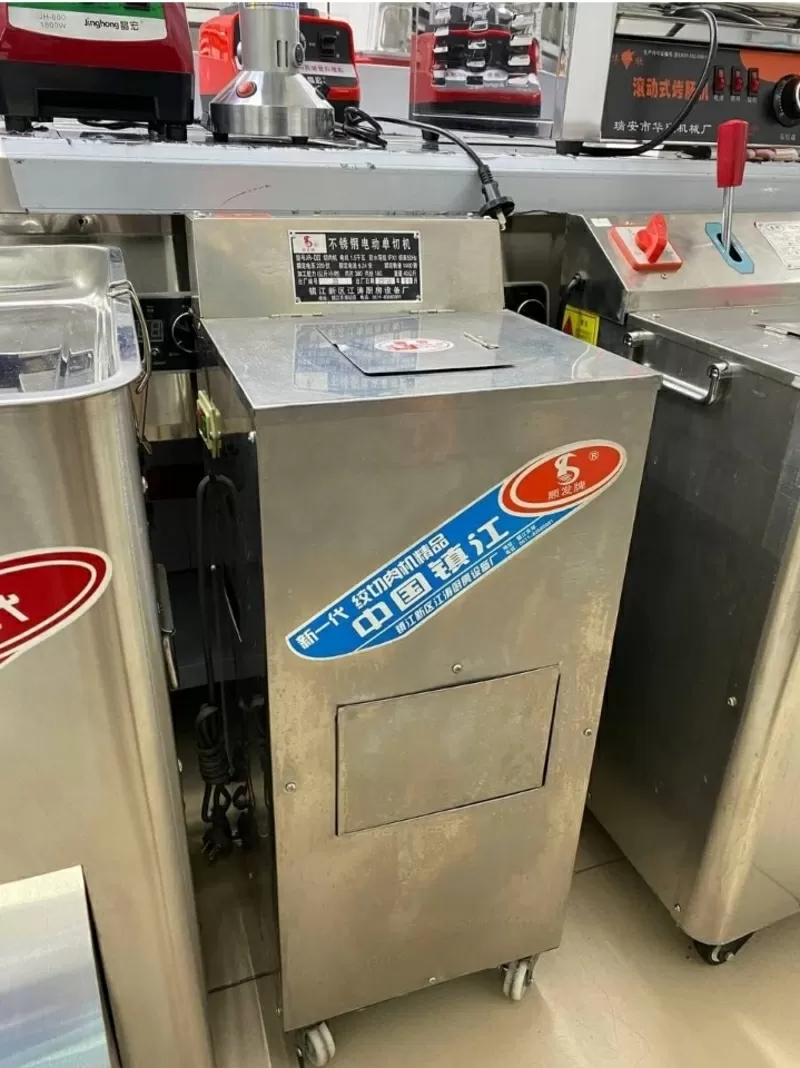 Измельчитель Мяса-Гуйрурезка Китай Мощность: 1.5 кВт Напряжение: 220 В