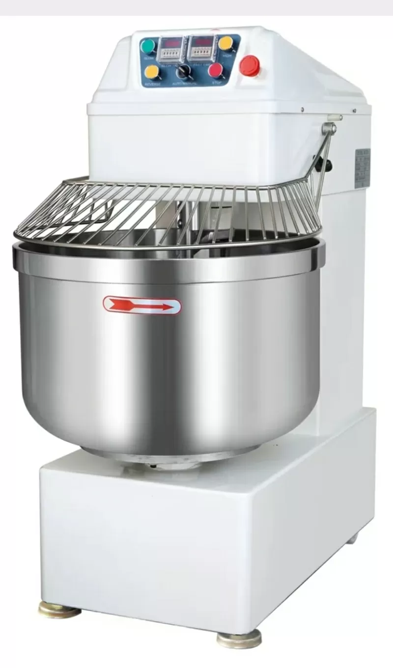 Тестомес спиральный 80 л Объем дежи: 80л Максимальная загрузка: 50 кг 