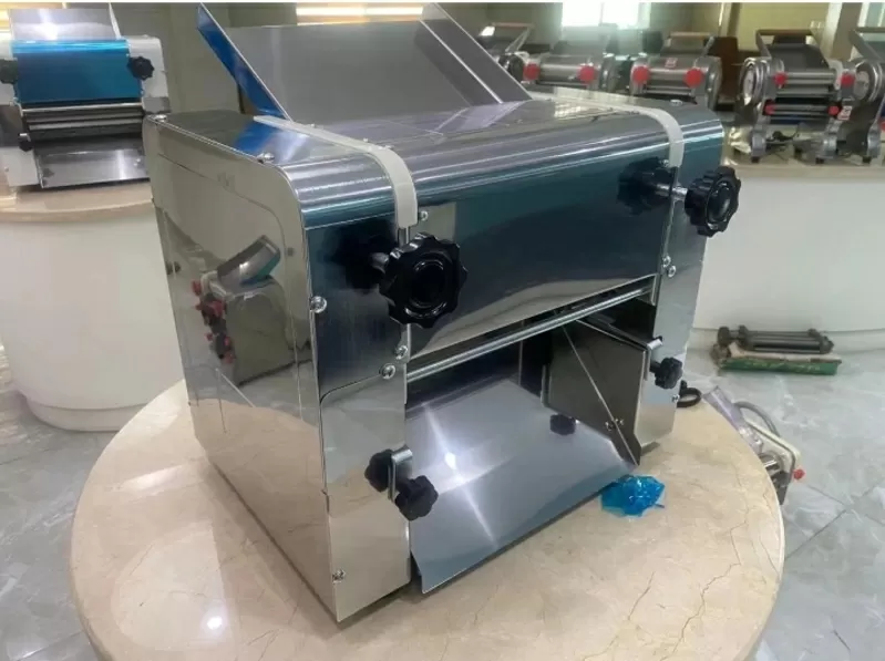 Тестораскаточные машины 30 см Пластик Модель: 300H                    