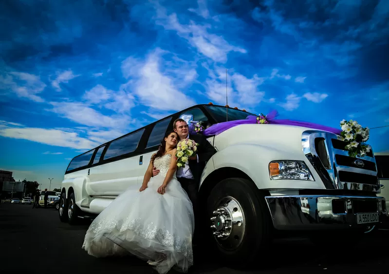 Аренда лимузина в Алматы,  лимузин на выписку из роддома,  день рождения 5