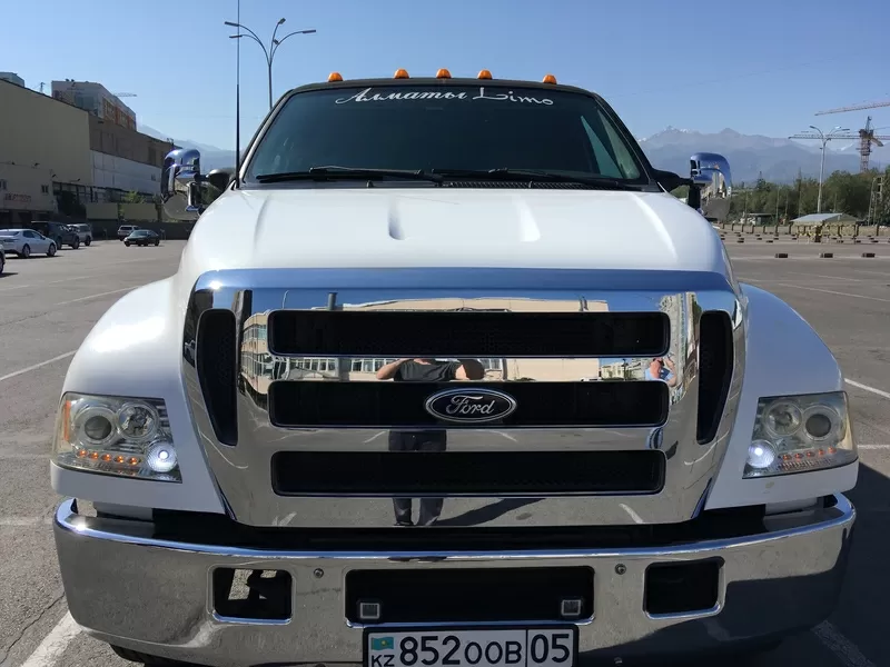 Аренда лимузина в Алматы,  лимузин на выписку из роддома,  день рождения 6