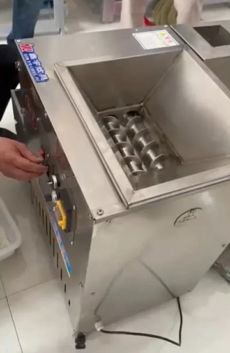 Тестоделитель Модель: JZ60 мощность: 2.5 кВт производительность: 150-2