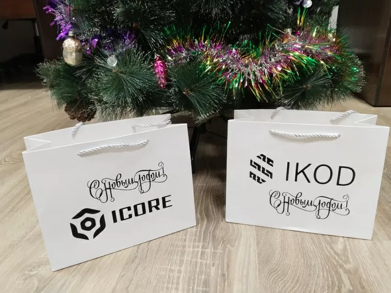 Новогодние пакеты с лого для корпоративных клиентов. 3