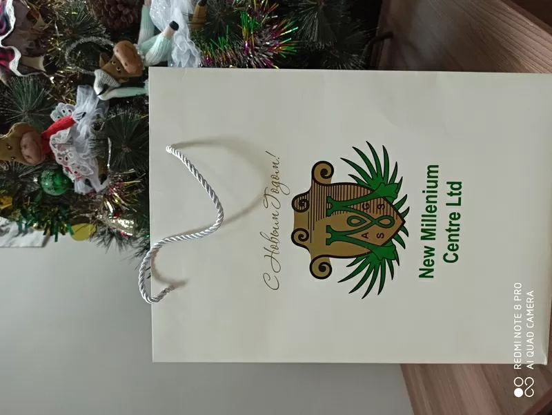 Новогодние пакеты с лого для корпоративных клиентов.