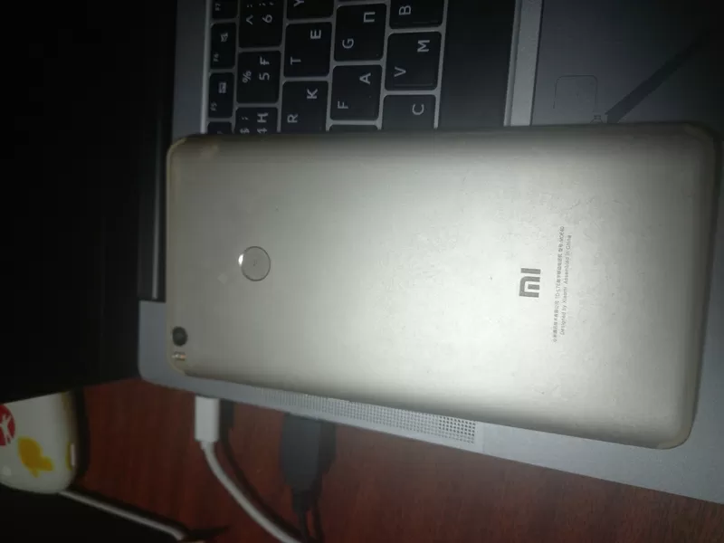 Продам телефон Xiaomi в хорошем состоянии         2