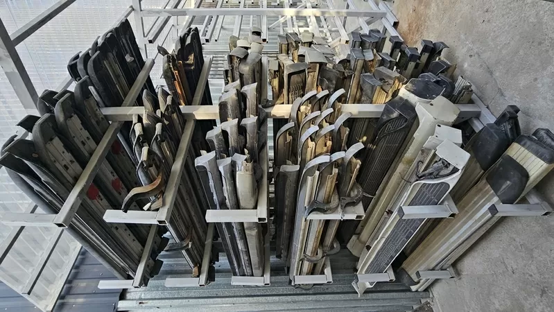 Подножки на внедорожники Toyota