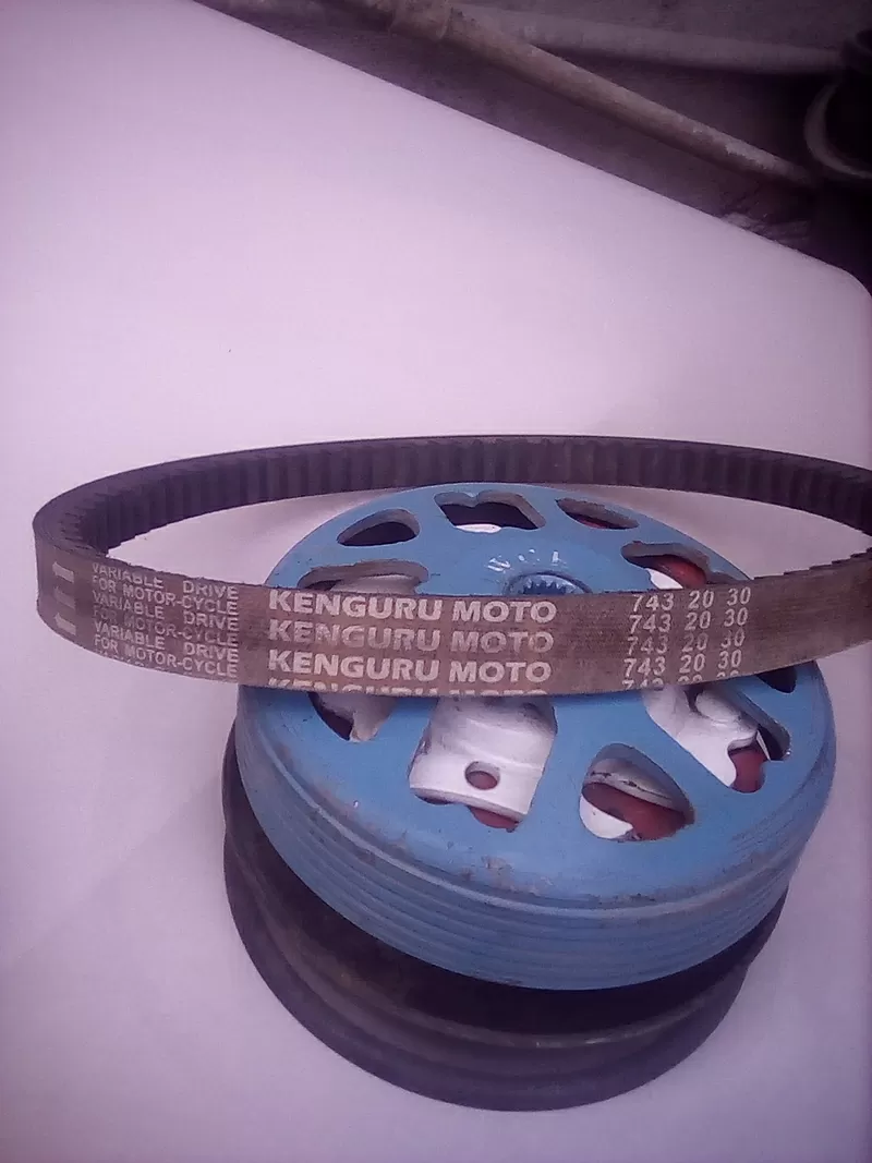 Запчасти на скутер Китаец 100-150куб диски тормоза вариатор ремень и 4