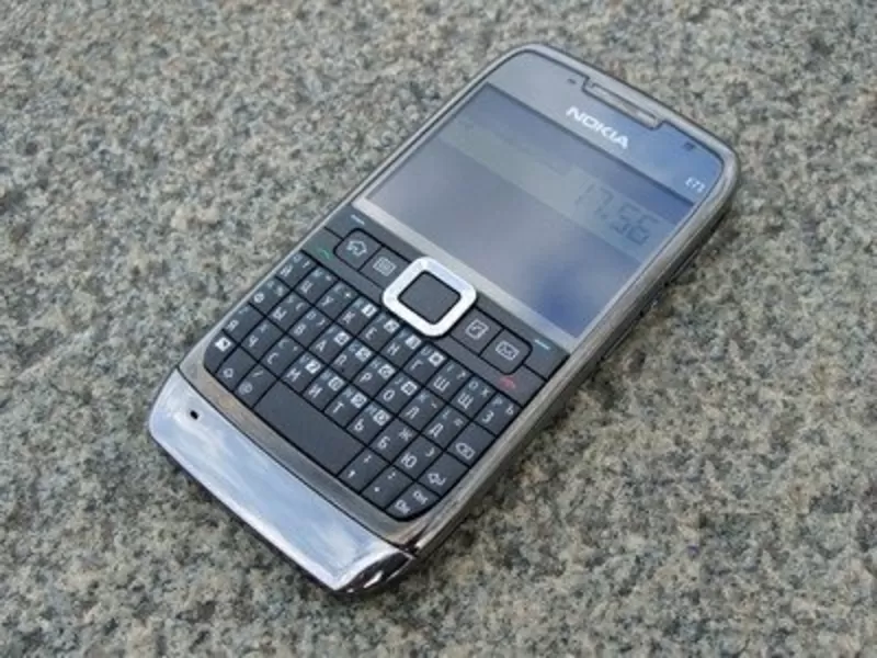 NOKIA E71